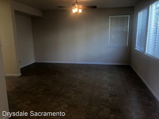 Foto del edificio - 4 br, 2.5 bath House - 5241 Glimmer Way