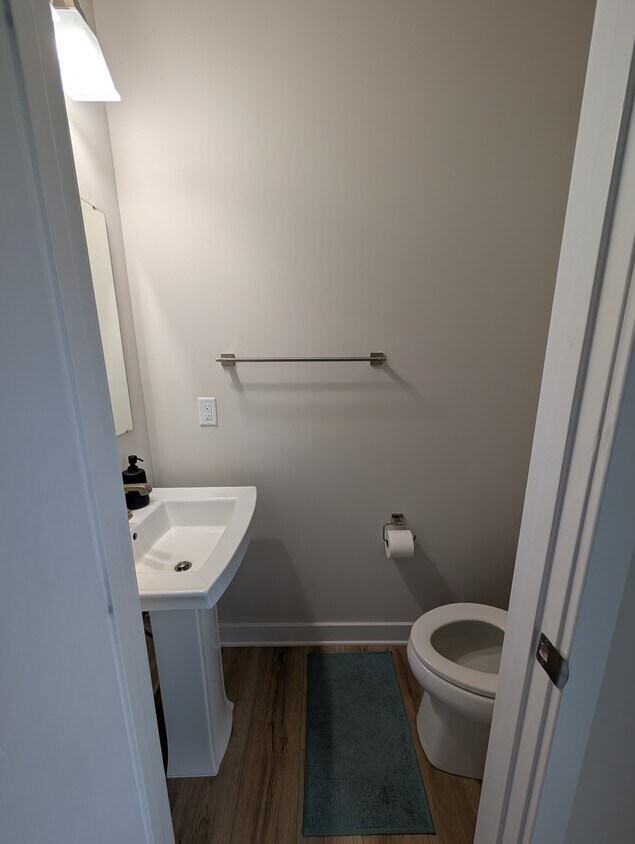 Primary Photo - 460 Spearfield Ln