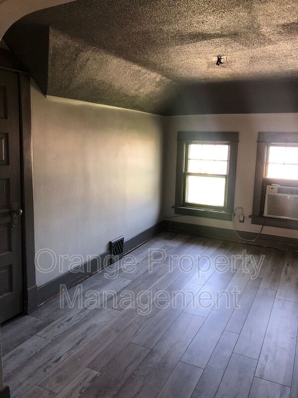 Building Photo - 123 N 41st St