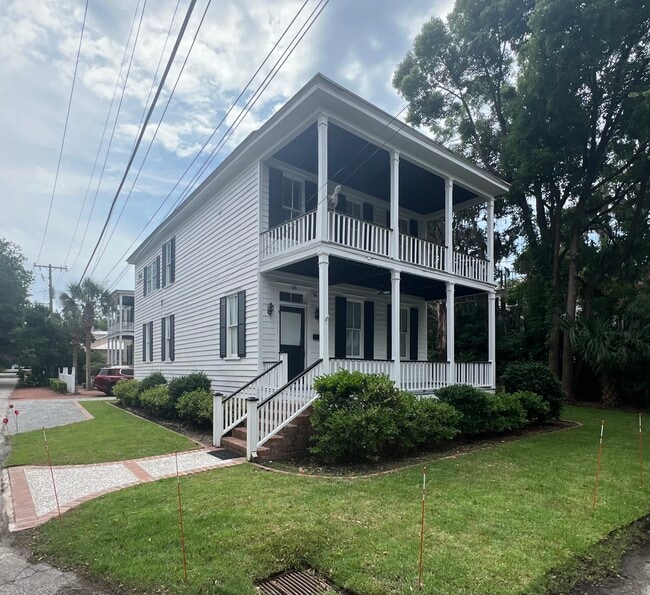 Building Photo - 611 East St