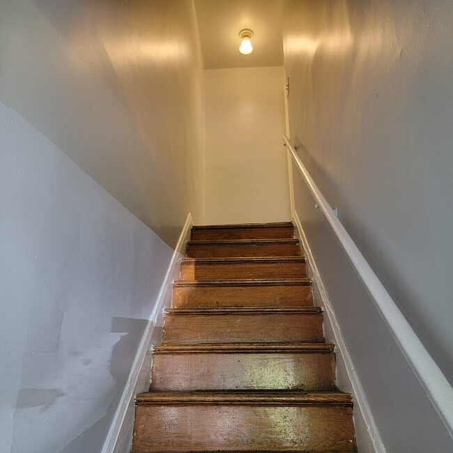 Building Photo - 1401 N Potomac St