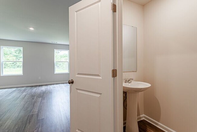 Building Photo - Brand New Home in Boiling Springs