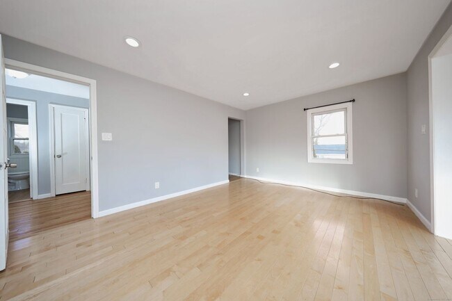 Foto del edificio - 53-55 Fairview Avenue
