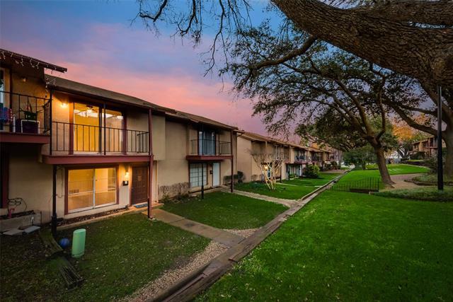 Foto principal - 5620 Marina Dr