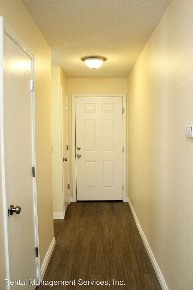 Foto del edificio - 3803-3805 SE Cesar Estrada Chavez Blvd
