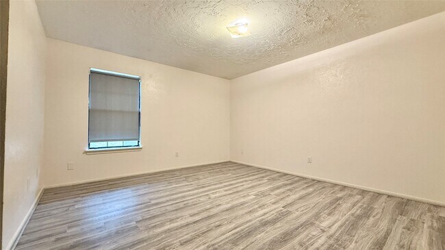 Foto del edificio - 18 Dellforest Ct