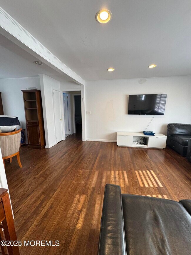 Foto del edificio - 259 Garfield Ave