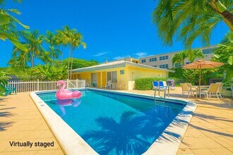 Building Photo - 3217 NE 7th Pl