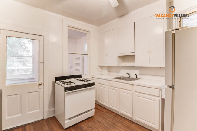 Foto del edificio - 304 W 31st St