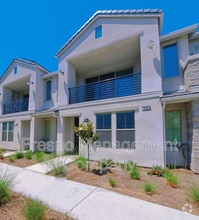 Building Photo - 524 W Balsam Ln