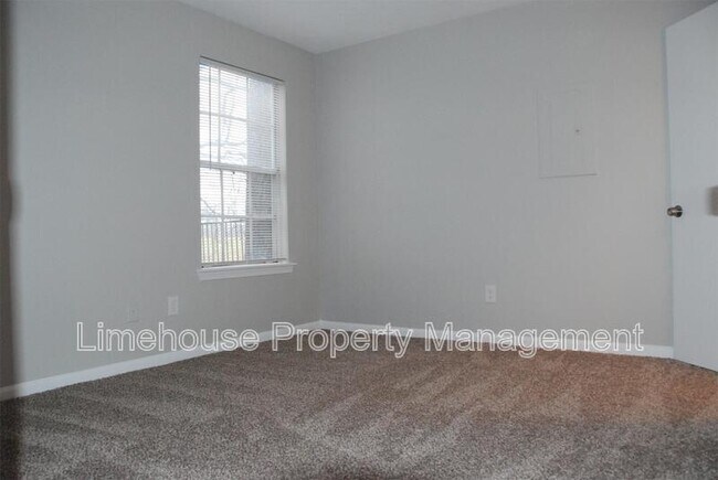 Building Photo - 1309 Tait Close