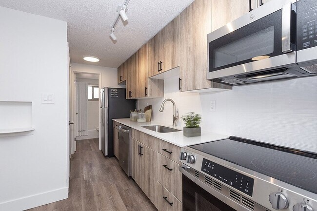 Building Photo - Verra Apartments