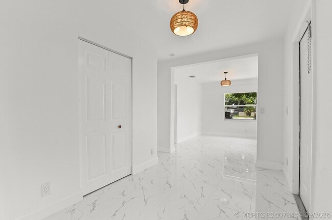 Foto del edificio - 515 Putnam Rd