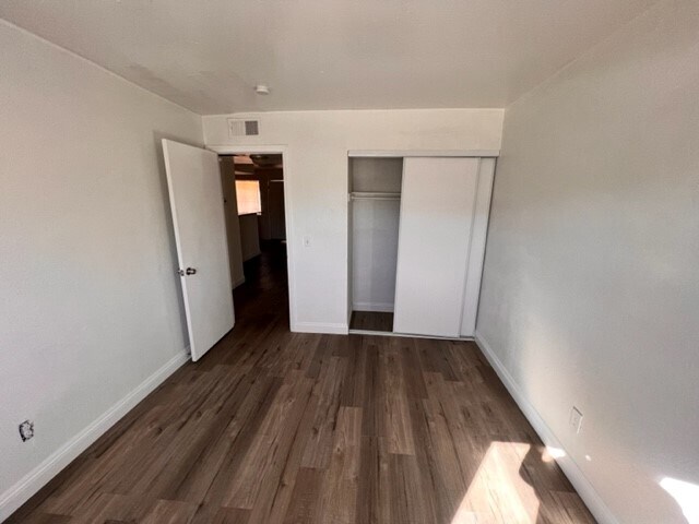 Foto del edificio - 4945 Kell Ln
