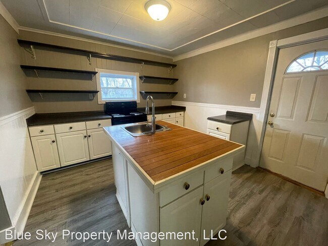 Building Photo - 2 br, 1 bath House - 109 N Biltmore Ave