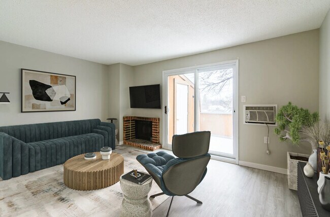 Photo du bâtiment - Fairlane Meadows