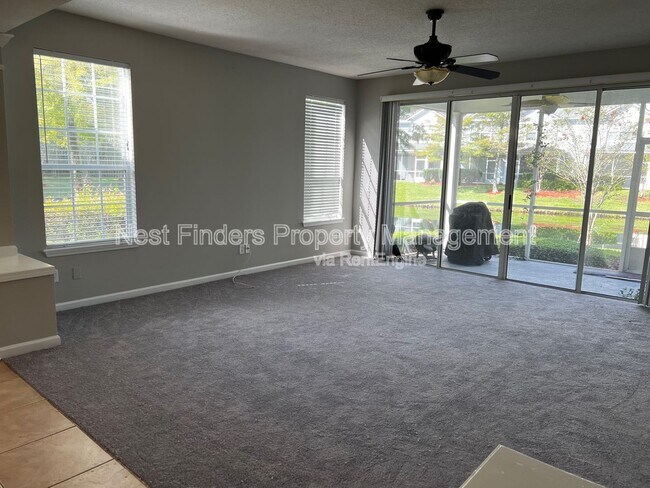 Foto del edificio - 3738 Windmaker Way