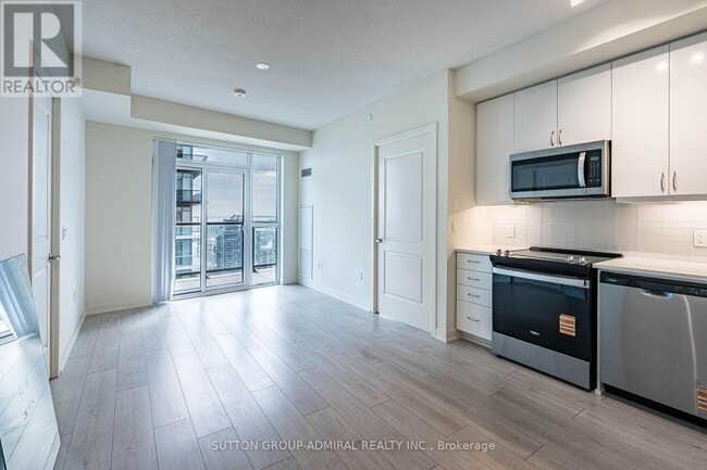 Photo du bâtiment - 38 Annie Craig Dr