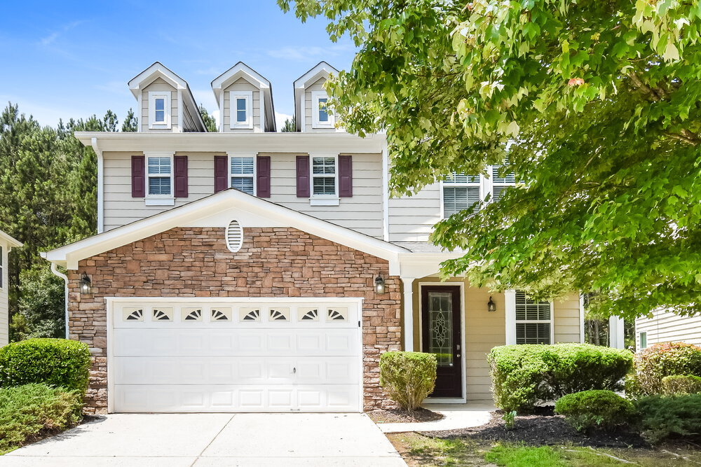 Primary Photo - 2110 Valley Creek Dr