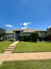 Building Photo - 4410 San Mateo Ln