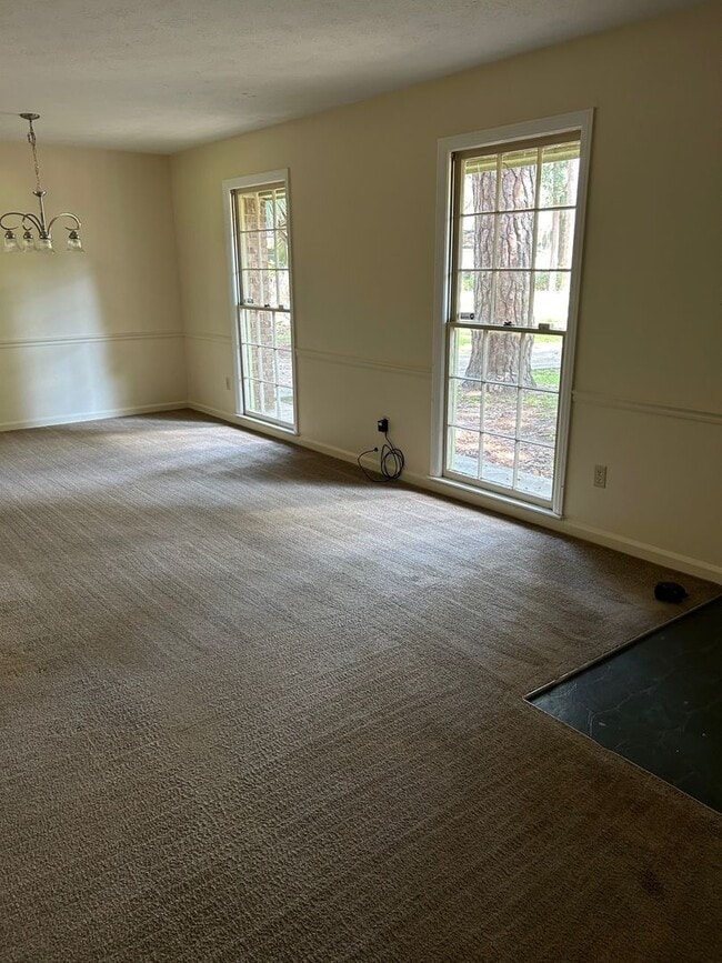 Building Photo - Southside Savannah -Windsor Forest West