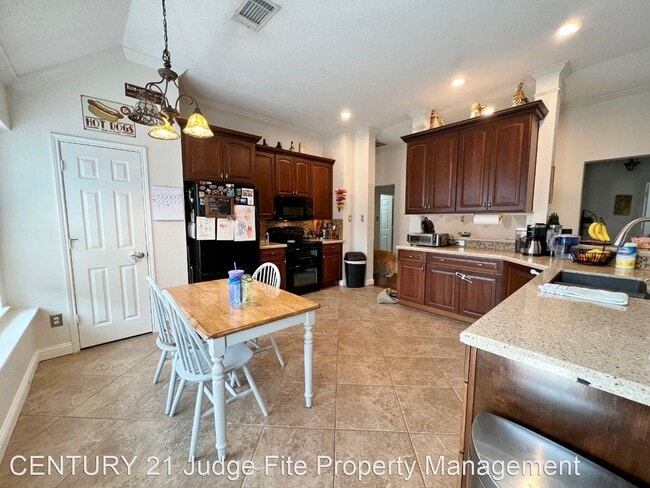Building Photo - 3 br, 2 bath House - 7054 Deer Ridge Drive