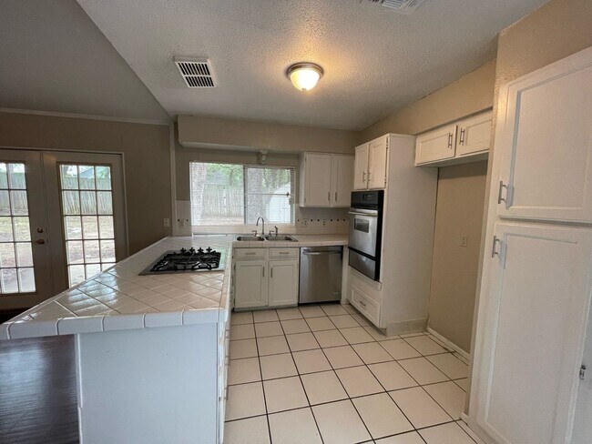 Building Photo - 5500 Holly Trail