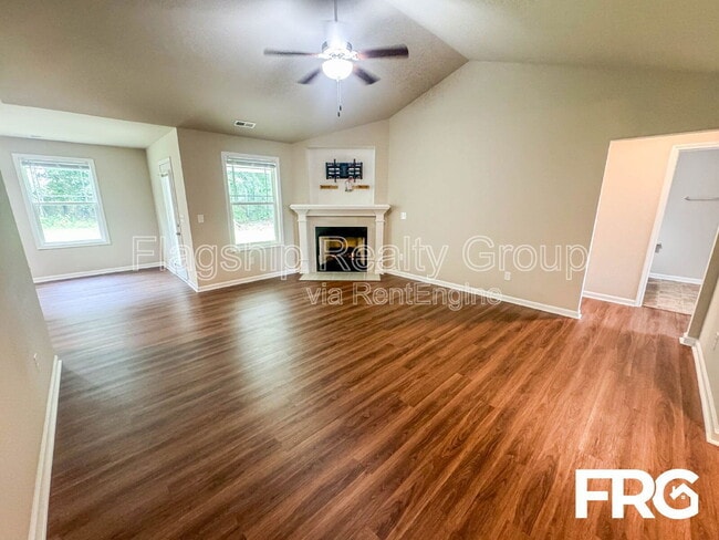 Foto del edificio - 110 Highland Pk Dr