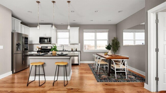 Foto del edificio - 5910 Swayden Ln