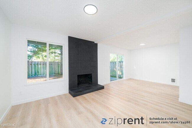 Foto del edificio - 3 br, 2 bath House - 3141 SE Stott Cir, Tr...