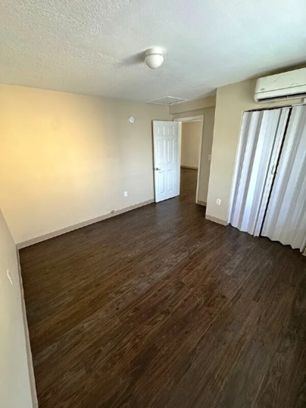 Photo - 3001 C.R. Smith St Apartment