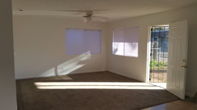Building Photo - Alfreda Duplex