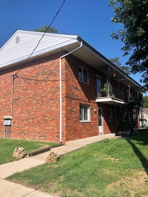 Building Photo - 204 S Donk Ave