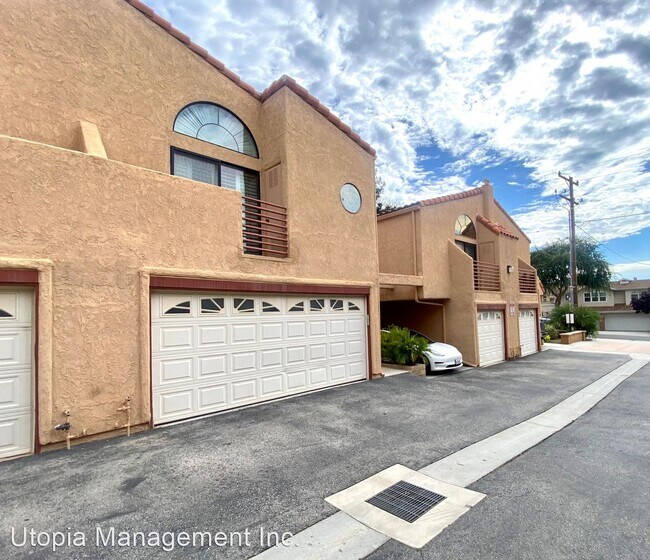 Building Photo - 2 br, 2.5 bath House - 5291 Colodny Dr.  U...
