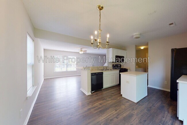 Building Photo - 2024 Pimpernel Rd