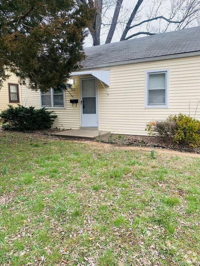 Kinloch Apartments under 1,500 Saint Louis, MO 1 Rentals