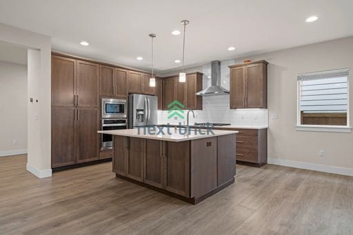 Building Photo - 5 BED & 2.5 BATH SINGLE FAMILY HOUSE FOR RENT