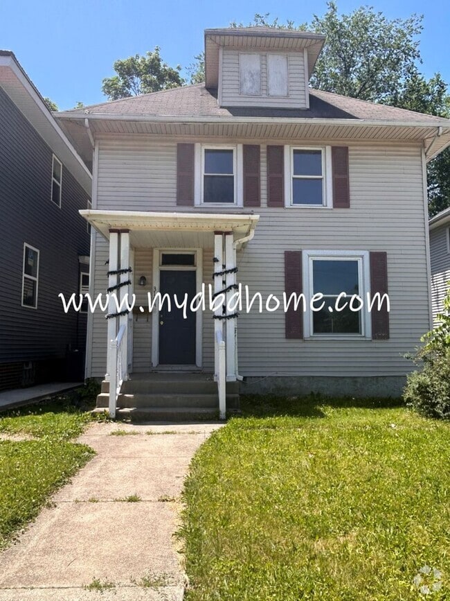 Building Photo - 3104 S Hanna St