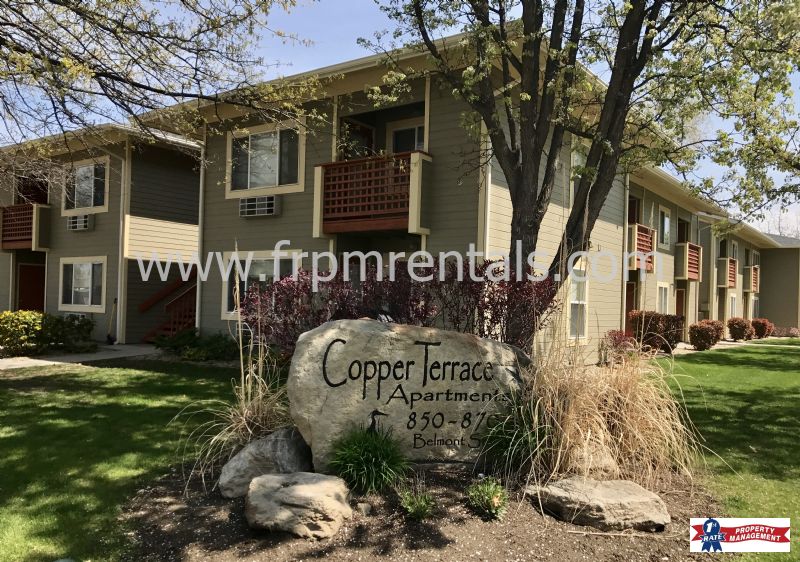 Foto principal - 850 W Belmont St