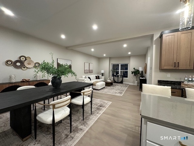 Foto del edificio - 74 Soundview Ave