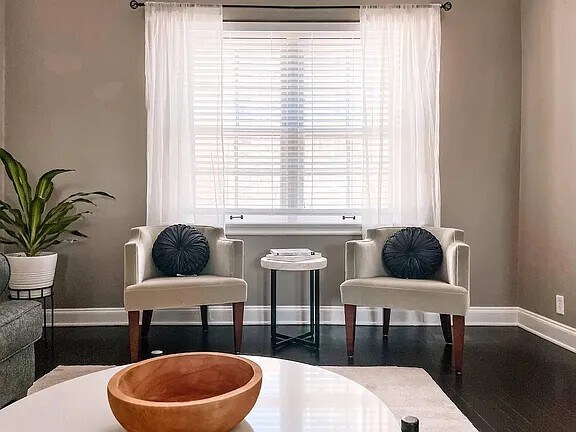 Foto del edificio - 925 S Hanley Rd