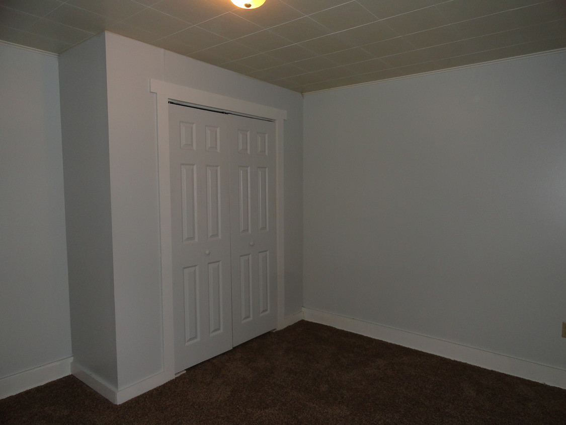 Primary Photo - 131 Brownsville Rd