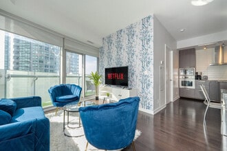 Building Photo - 14 York St