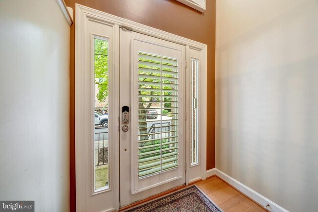 Building Photo - 11473 Waterhaven Ct