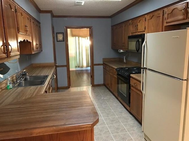 Building Photo - 4872 Harvest Fields Cir