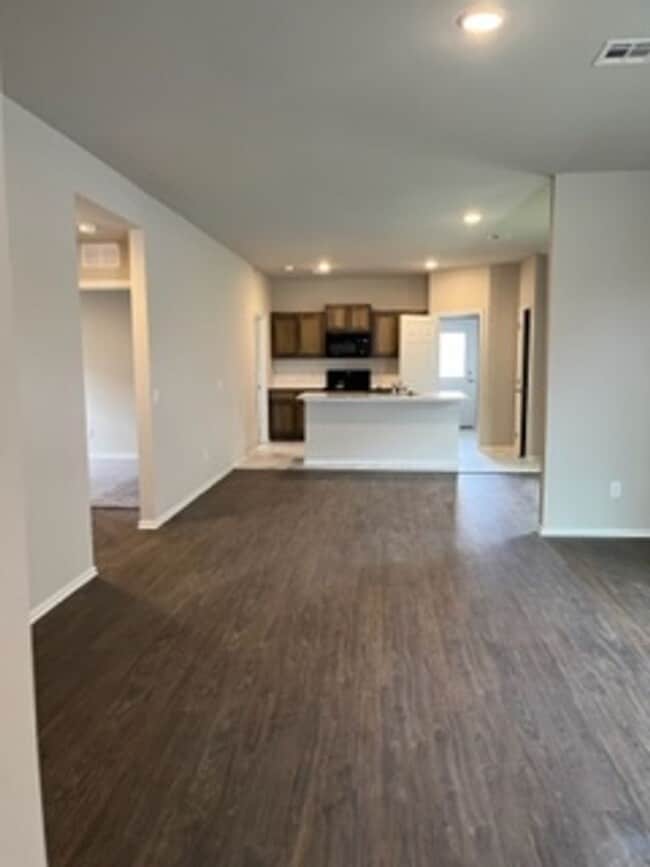 Building Photo - 1st Month Free!