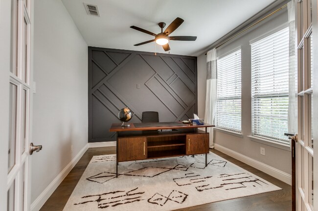 Foto del edificio - 4194 Leighton Ln