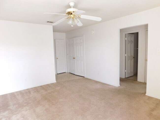 Foto del edificio - 1509 Dugger Cir