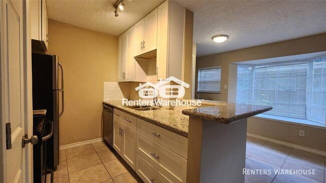 Foto del edificio - Private, 1bed/1bath condo in the Greenway ...