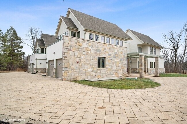 Foto del edificio - 2625 Mavor Ln